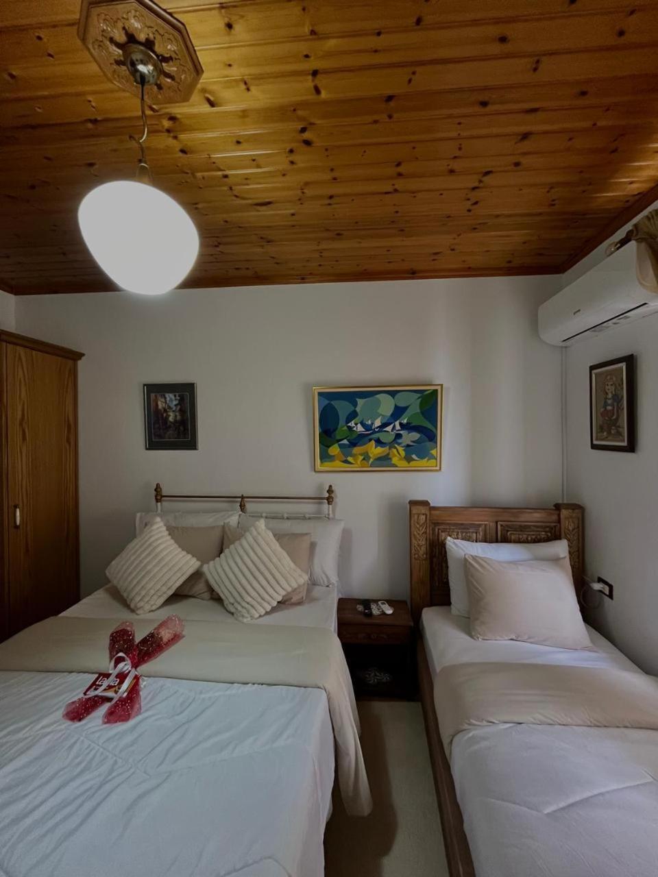 Andria'S Apartment Гирокастра Экстерьер фото